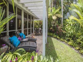 Port Douglas Sheraton Mirage Villa 123 garden views