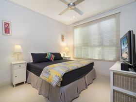 Whispering Palms Luxury Port Douglas Accommodation bedroom