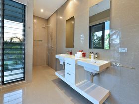 The Esplanade Port Douglas contemporary bathroom