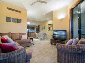 Point 8 Villa living room Luxury Accommodation Port Douglas