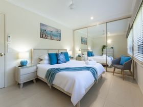 9 Ruby Port Douglas Luxury Accommodation king room