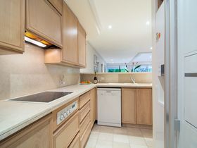 Sheraton Mirage 410 Port Douglas Accommodation fully equipped kitchen