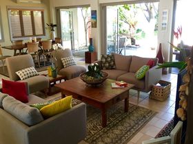 Tali Oak Luxury beachfront accommodation port douglas living room
