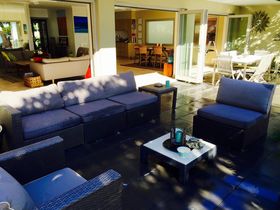 Tali Oak Luxury beachfront accommodation port douglas relax area
