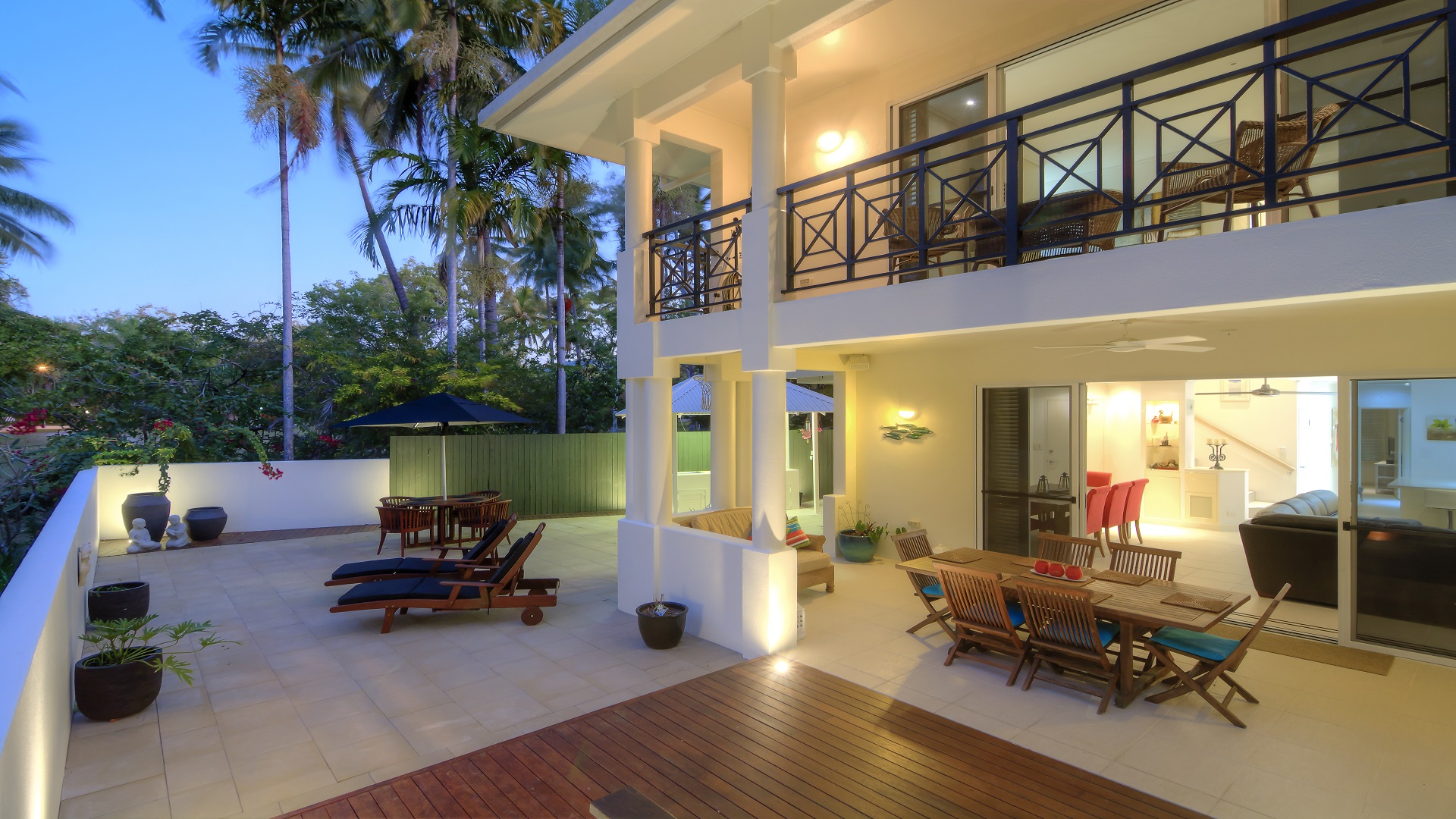 Port Douglas Luxury Accommodation 4-5 Bedroom properties