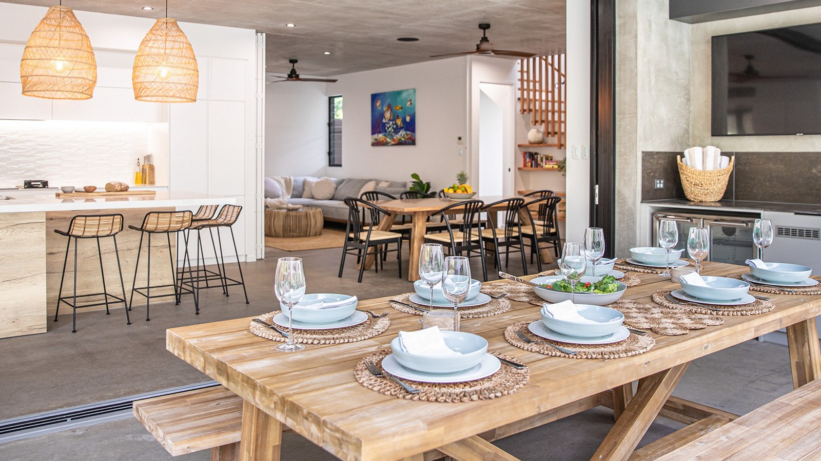 Contemporary house showing set dining table