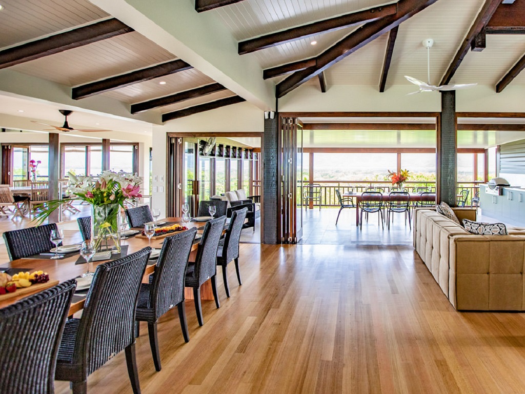 Port Douglas Beachfront Luxury Holiday Accommodation