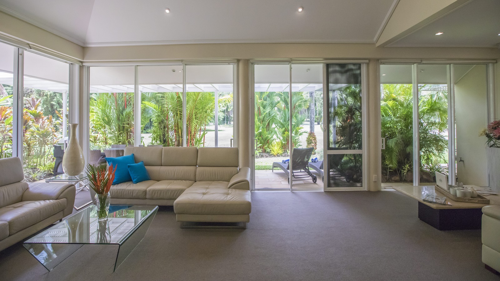 Port Douglas Luxury Holiday accommodation Sheraton Mirage